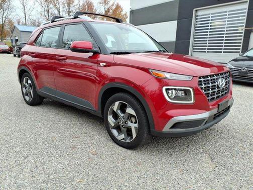 2023 Hyundai VENUE Limited