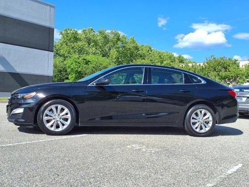 2021 Chevrolet Malibu FWD LT