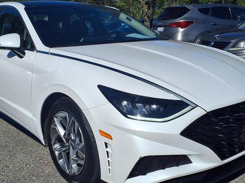 2022 Hyundai SONATA SEL