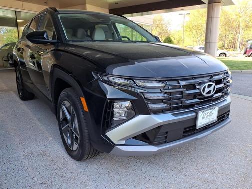 Ash Black 2026 Hyundai TUCSON Hybrid SEL