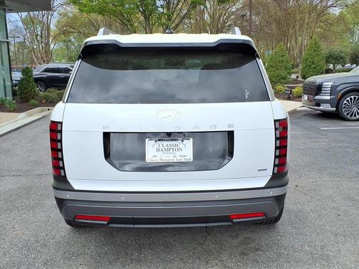 Creamy White Pearl 2026 Hyundai PALISADE SEL 7P
