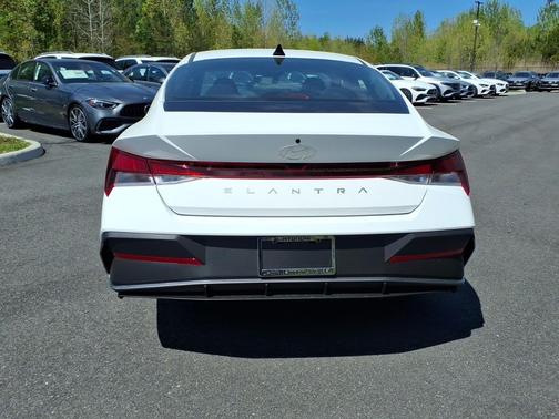 Serenity White 2026 Hyundai ELANTRA SE