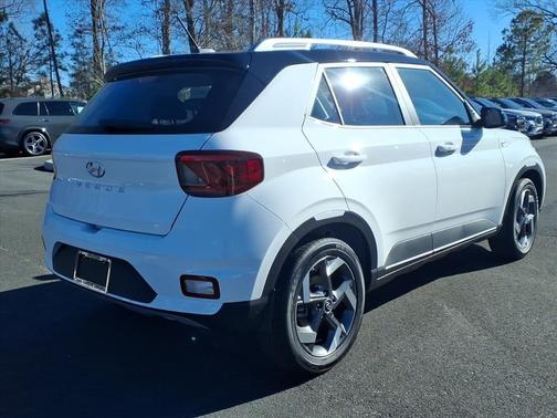 Lunar White 2026 Hyundai VENUE SEL