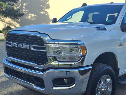 2024 RAM 2500 Big Horn Crew Cab 4x4 6'4' Box