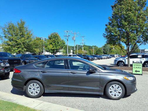 2020 Ford Fusion S