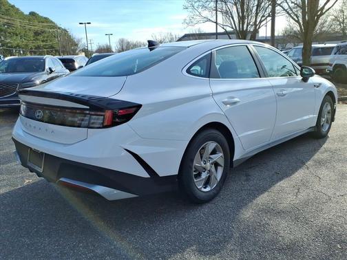 Serenity White 2026 Hyundai SONATA SE