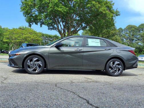 2025 Hyundai ELANTRA Sport