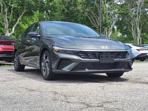 2025 Hyundai ELANTRA Sport