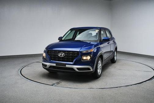 2021 Hyundai VENUE SE