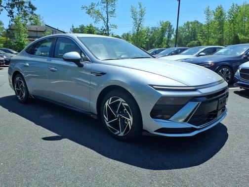 Aero Silver 2026 Hyundai SONATA SEL