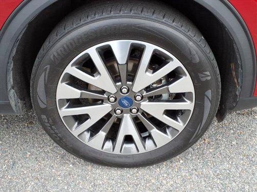 2020 Ford Escape Titanium