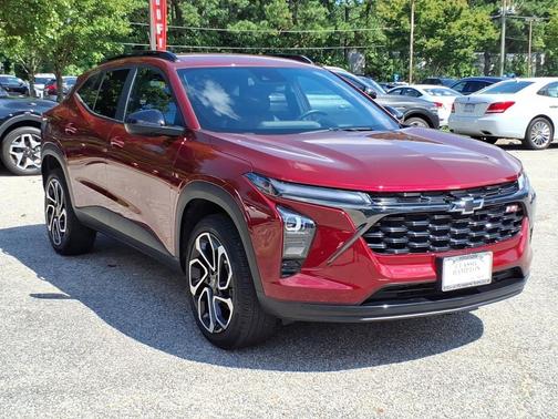 Crimson Metallic 2024 Chevrolet Trax FWD 2RS