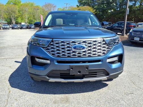 Blue Metallic 2020 Ford Explorer Platinum