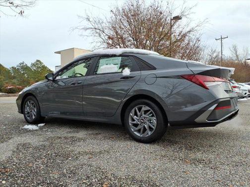 2026 Hyundai ELANTRA HEV Blue