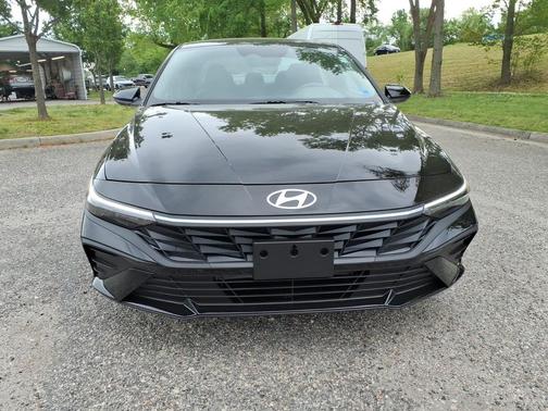 Abyss Black 2026 Hyundai ELANTRA Sport
