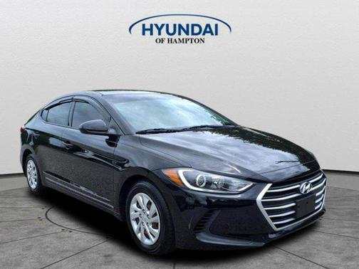2018 Hyundai ELANTRA SE