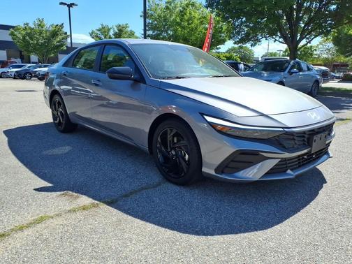 Fluid Metal 2026 Hyundai ELANTRA Sport