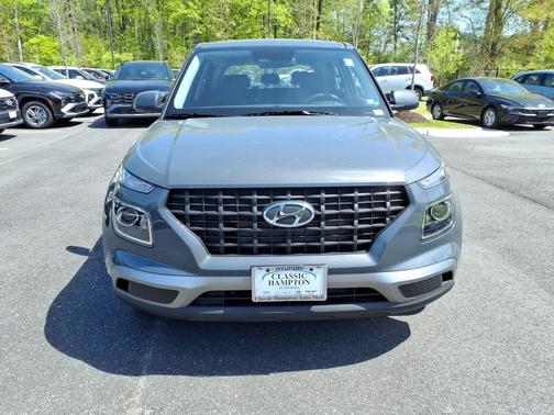 Ecotronic Gray 2026 Hyundai VENUE SE