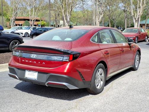Ultimate Red 2026 Hyundai SONATA SE