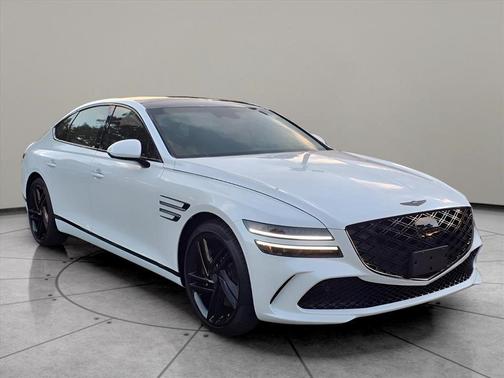 Uyuni White 2026 Genesis GV70 3.5T Sport Prestige