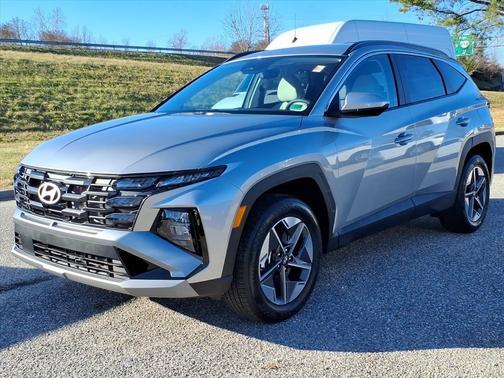 Shimmering Silver 2026 Hyundai TUCSON SEL