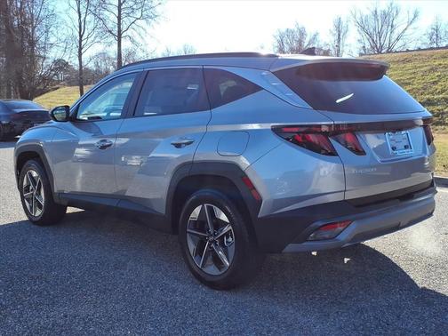 Shimmering Silver 2026 Hyundai TUCSON SEL