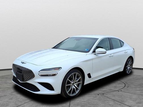 2025 Genesis G70 2.5T RWD
