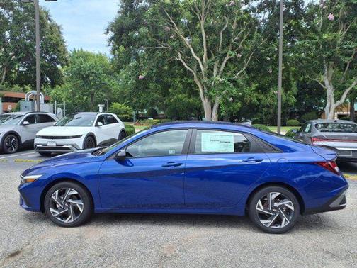 2025 Hyundai ELANTRA Sport