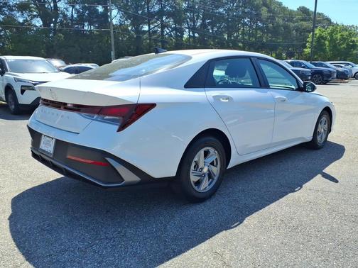 Serenity White 2026 Hyundai ELANTRA SE