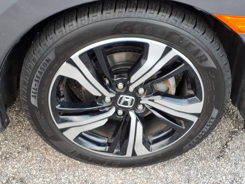 2017 Honda Civic Touring