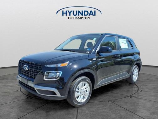 Onyx Black 2026 Hyundai VENUE SE