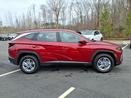Ultimate Red 2026 Hyundai TUCSON SE