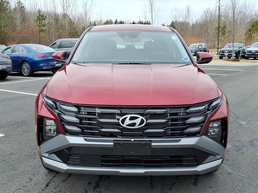 Ultimate Red 2026 Hyundai TUCSON SE