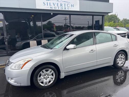 2010 Nissan Altima 2.5 S