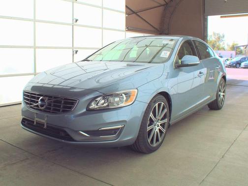 2017 Volvo S60 Inscription T5