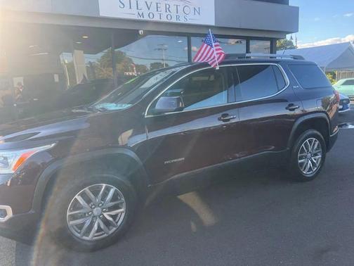 2017 GMC Acadia SLE-2
