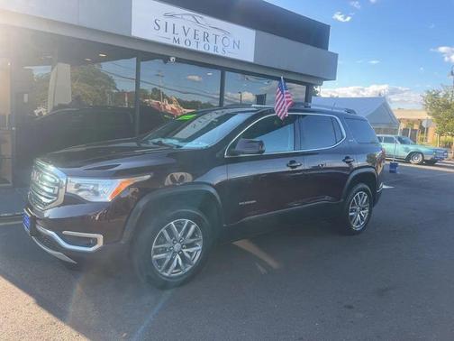 2017 GMC Acadia SLE-2