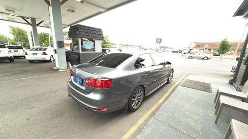 Platinum Gray Metallic 2012 Volkswagen Jetta GLI Autobahn