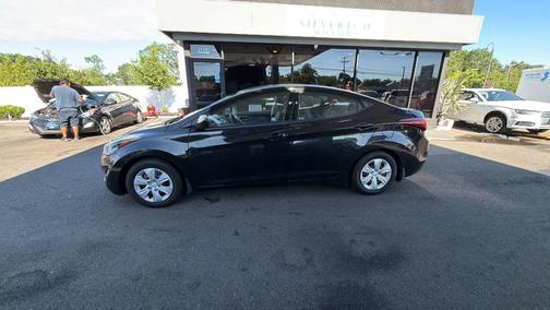 Phantom Black 2016 Hyundai ELANTRA SE