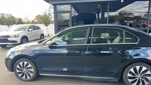 2015 Volkswagen Jetta Hybrid SEL Premium