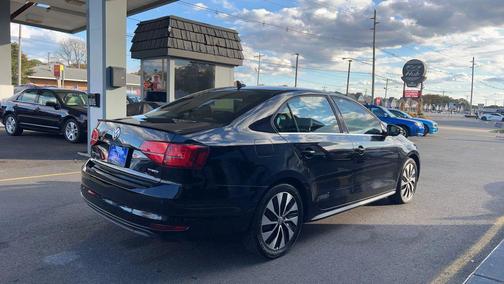 2015 Volkswagen Jetta Hybrid SEL Premium