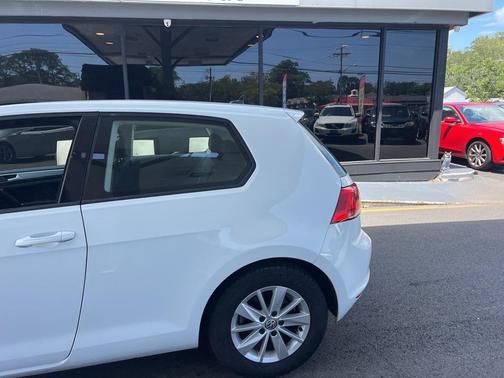 2015 Volkswagen Golf Auto TSI S