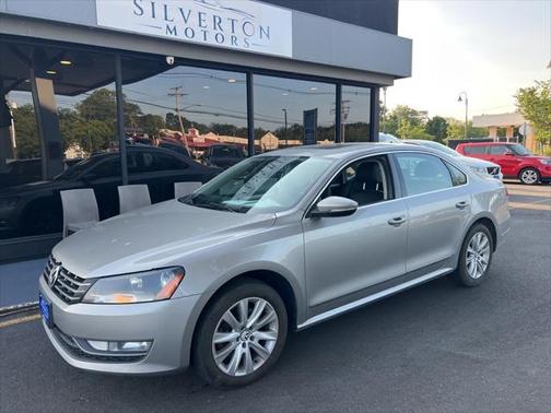 2012 Volkswagen Passat Base