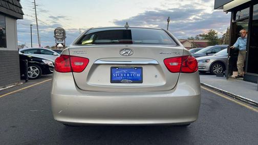 2010 Hyundai ELANTRA GLS