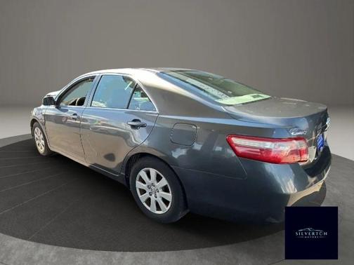 Magnetic Gray Metallic 2009 Toyota Camry XLE