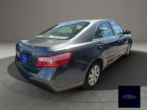 Magnetic Gray Metallic 2009 Toyota Camry XLE