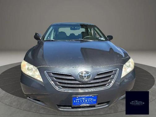 Magnetic Gray Metallic 2009 Toyota Camry XLE