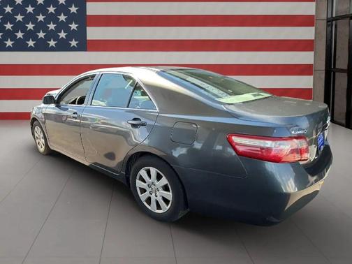 Magnetic Gray Metallic 2009 Toyota Camry XLE