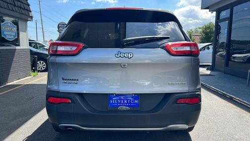Billet Silver Metallic Clearcoat 2015 Jeep Cherokee Sport