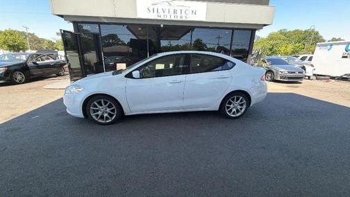 Bright White Clearcoat 2013 Dodge Dart SE